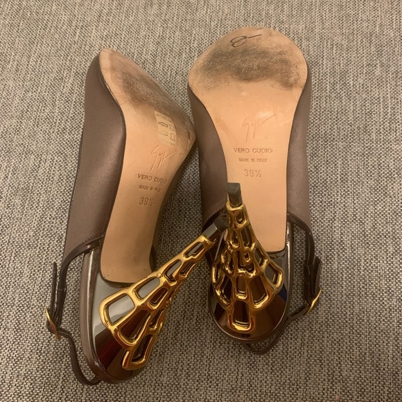 Giuseppe Zanotti Viv 100 Ritter Silk Caged Geometrical Gold Heels Size 39/5 - Picture 14 of 15